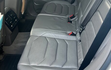 Volkswagen Touareg III, 2018 год, 5 555 555 рублей, 13 фотография