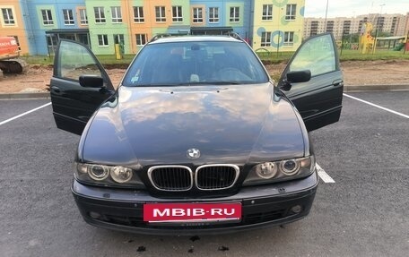 BMW 5 серия, 2002 год, 600 000 рублей, 13 фотография