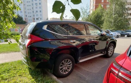 Mitsubishi Pajero Sport III рестайлинг, 2018 год, 3 400 000 рублей, 7 фотография