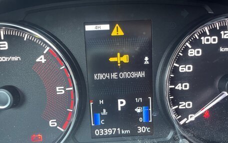 Mitsubishi Pajero Sport III рестайлинг, 2018 год, 3 400 000 рублей, 9 фотография