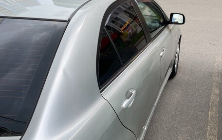 Toyota Avensis III рестайлинг, 2005 год, 560 000 рублей, 3 фотография
