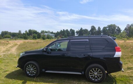 Toyota Land Cruiser Prado 150 рестайлинг 2, 2010 год, 3 100 000 рублей, 12 фотография