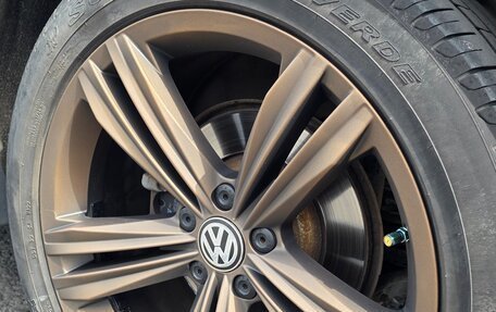 Volkswagen Tiguan II, 2019 год, 3 000 000 рублей, 6 фотография
