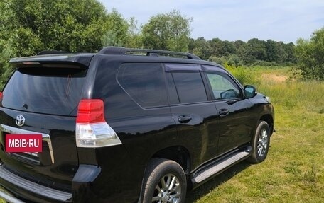 Toyota Land Cruiser Prado 150 рестайлинг 2, 2010 год, 3 100 000 рублей, 9 фотография