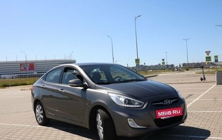 Hyundai Solaris II рестайлинг, 2013 год, 750 000 рублей, 15 фотография