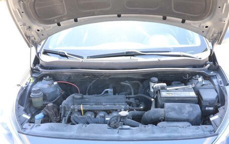 Hyundai Solaris II рестайлинг, 2013 год, 750 000 рублей, 19 фотография