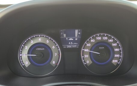 Hyundai Solaris II рестайлинг, 2013 год, 750 000 рублей, 23 фотография