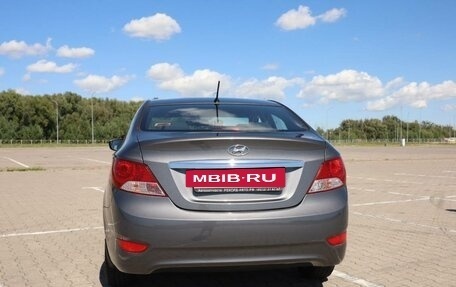 Hyundai Solaris II рестайлинг, 2013 год, 750 000 рублей, 18 фотография