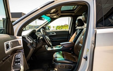 Ford Explorer VI, 2012 год, 1 700 000 рублей, 12 фотография