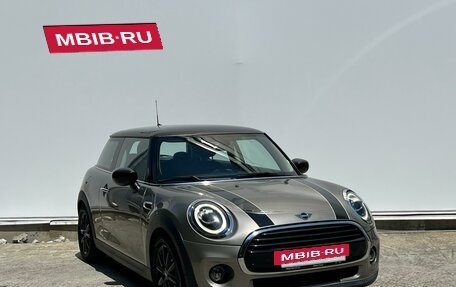 MINI Hatch, 2020 год, 2 300 000 рублей, 3 фотография
