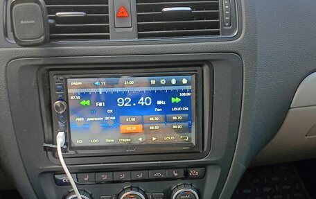 Volkswagen Jetta VI, 2013 год, 1 100 000 рублей, 4 фотография