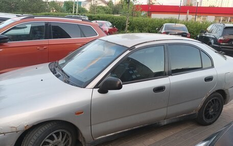 Mitsubishi Carisma I, 1997 год, 230 000 рублей, 8 фотография