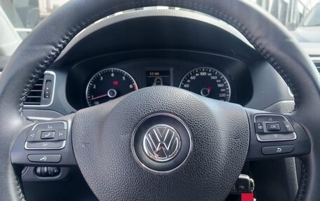 Volkswagen Jetta VI, 2013 год, 1 130 000 рублей, 12 фотография