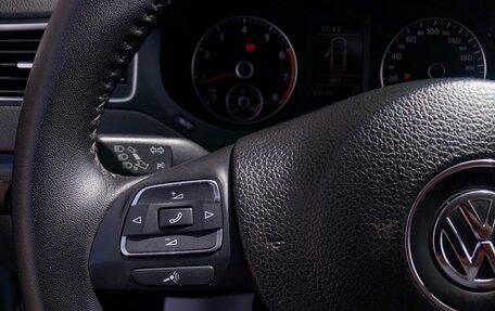 Volkswagen Jetta VI, 2013 год, 1 130 000 рублей, 13 фотография