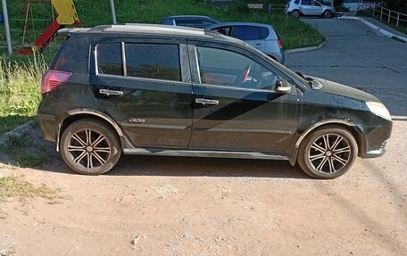 Geely MK Cross I, 2013 год, 280 000 рублей, 2 фотография