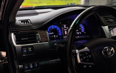 Toyota Camry, 2015 год, 2 670 000 рублей, 9 фотография