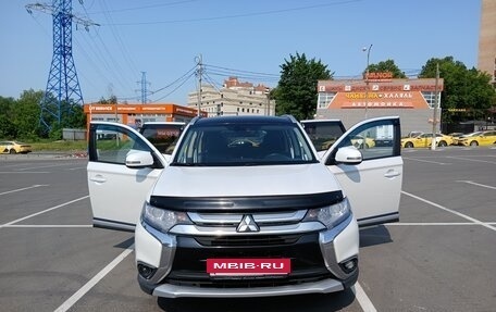 Mitsubishi Outlander III рестайлинг 3, 2017 год, 1 500 000 рублей, 6 фотография
