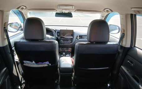 Mitsubishi Outlander III рестайлинг 3, 2017 год, 1 500 000 рублей, 15 фотография