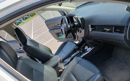 Mitsubishi Outlander III рестайлинг 3, 2017 год, 1 500 000 рублей, 18 фотография