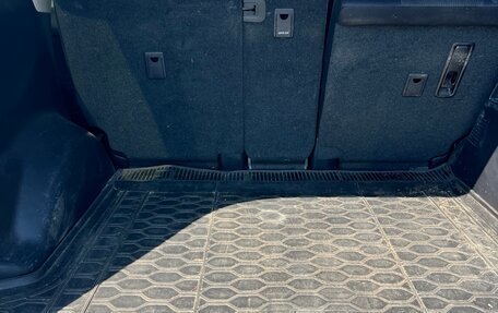 Toyota Land Cruiser Prado 150 рестайлинг 2, 2021 год, 5 200 000 рублей, 13 фотография