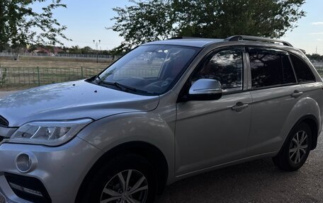 Lifan X60 I рестайлинг, 2017 год, 950 000 рублей, 10 фотография