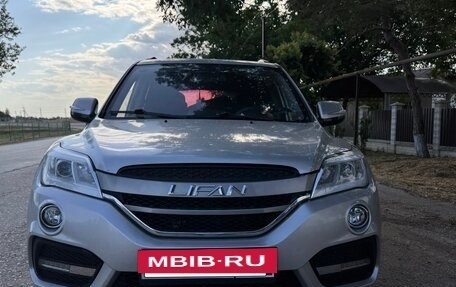 Lifan X60 I рестайлинг, 2017 год, 950 000 рублей, 13 фотография
