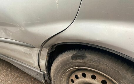 Nissan Tino, 2001 год, 300 000 рублей, 10 фотография