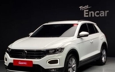 Volkswagen T-Roc I, 2021 год, 1 730 000 рублей, 1 фотография
