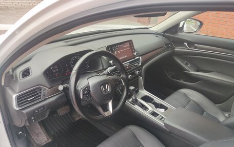 Honda Accord IX рестайлинг, 2019 год, 2 570 000 рублей, 12 фотография