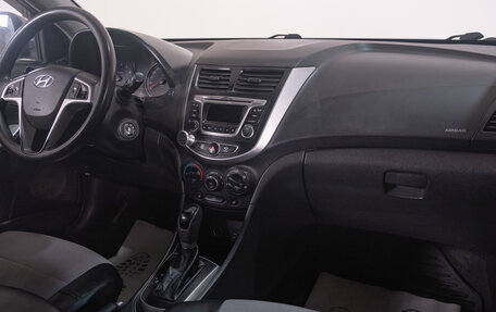 Hyundai Solaris II рестайлинг, 2016 год, 1 049 000 рублей, 17 фотография