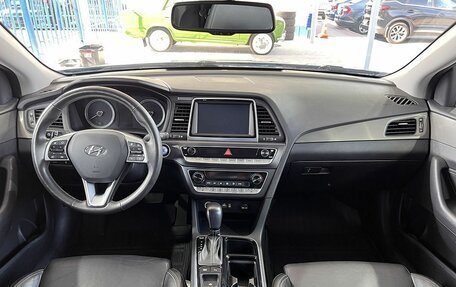 Hyundai Sonata VII, 2019 год, 1 799 000 рублей, 7 фотография