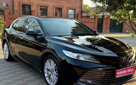 Toyota Camry, 2020 год, 3 500 000 рублей, 1 фотография