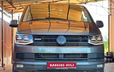 Volkswagen Multivan T6 рестайлинг, 2019 год, 4 300 000 рублей, 1 фотография