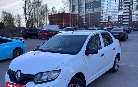 Renault Logan II, 2018 год, 560 000 рублей, 5 фотография