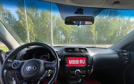 KIA Soul II рестайлинг, 2018 год, 1 340 000 рублей, 13 фотография