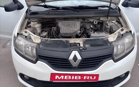 Renault Logan II, 2018 год, 560 000 рублей, 11 фотография
