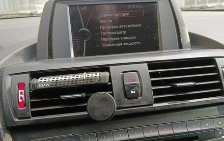 BMW 1 серия, 2011 год, 920 000 рублей, 10 фотография