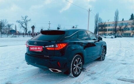 Lexus RX IV рестайлинг, 2019 год, 4 300 000 рублей, 7 фотография