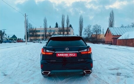 Lexus RX IV рестайлинг, 2019 год, 4 300 000 рублей, 6 фотография