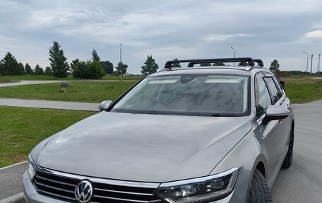 Volkswagen Passat B8 рестайлинг, 2017 год, 1 850 000 рублей, 9 фотография
