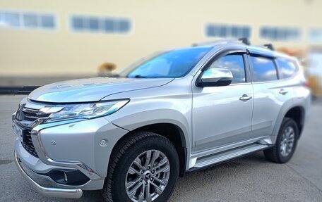 Mitsubishi Pajero Sport III рестайлинг, 2019 год, 3 600 000 рублей, 2 фотография