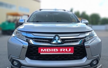 Mitsubishi Pajero Sport III рестайлинг, 2019 год, 3 600 000 рублей, 11 фотография