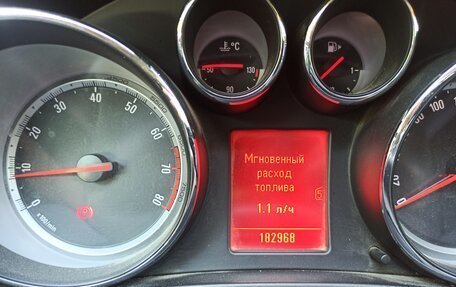 Opel Insignia II рестайлинг, 2011 год, 810 000 рублей, 8 фотография