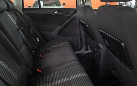 Volkswagen Tiguan I, 2011 год, 889 000 рублей, 12 фотография