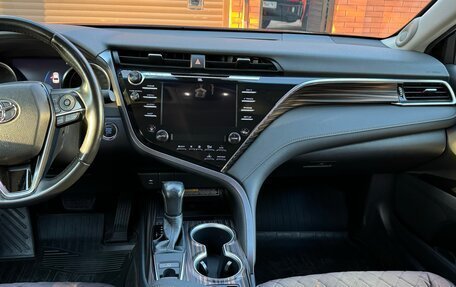 Toyota Camry, 2020 год, 3 500 000 рублей, 14 фотография