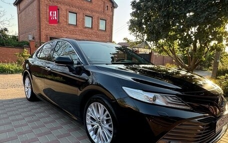 Toyota Camry, 2020 год, 3 500 000 рублей, 4 фотография