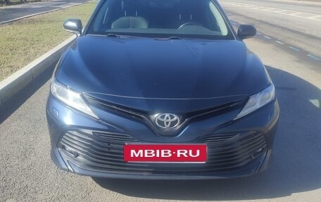 Toyota Camry, 2018 год, 2 222 000 рублей, 6 фотография