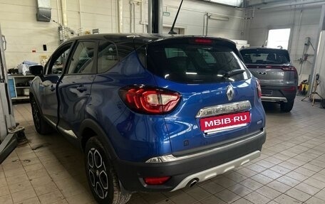 Renault Kaptur I рестайлинг, 2021 год, 1 740 000 рублей, 2 фотография