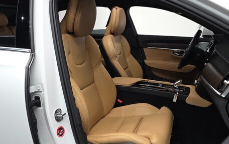 Volvo S90 II рестайлинг, 2022 год, 3 890 080 рублей, 14 фотография
