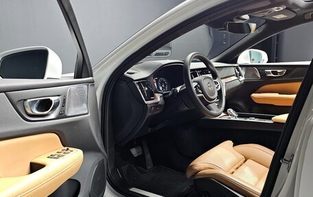 Volvo S60 III, 2022 год, 3 470 080 рублей, 11 фотография
